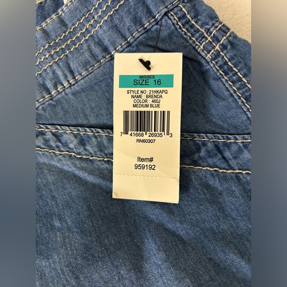 Supplies by Unionbay Women’s Shorts 16 NWT - Picture 7 of 10